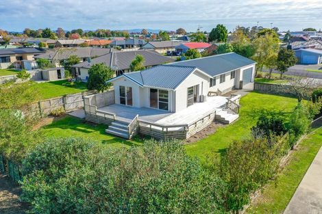 Photo of property in 11 Benner Drive, Ngatea, 3503