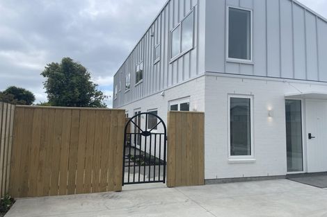 Photo of property in 3/150 Hills Road, Edgeware, Christchurch, 8013