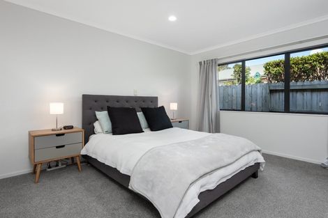 Photo of property in 27 Amberley Crescent, Bethlehem, Tauranga, 3110