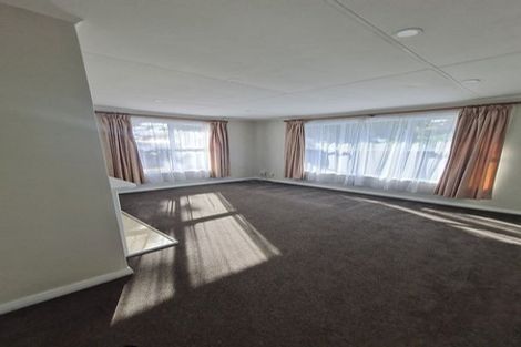 Photo of property in 73 Seddon Street, Takaro, Palmerston North, 4412