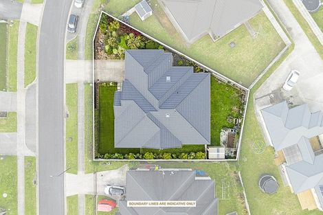 Photo of property in 6 Remana Crescent, Huapai, Kumeu, 0810