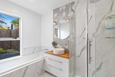 Photo of property in 14 Ruddenklau Lane, Bishopdale, Christchurch, 8053