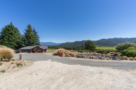 Photo of property in 787a Manapouri-te Anau Highway, Te Anau, 9679