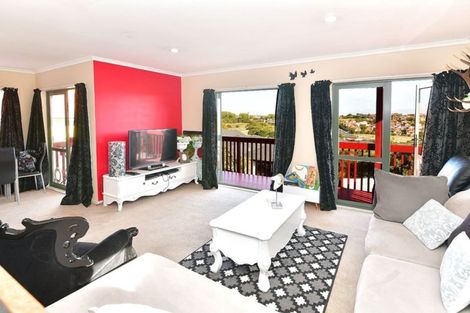 Photo of property in 30 Midshipman Court, Gulf Harbour, Whangaparaoa, 0930