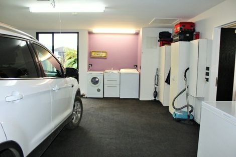 Photo of property in 32 Breaksea Street, Te Anau, 9600