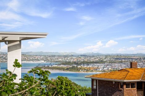 Photo of property in 1 Jacaranda Avenue, Beach Haven, Auckland, 0626