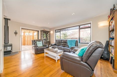 Photo of property in 31 Kashmir Avenue, Clouston Park, Upper Hutt, 5018