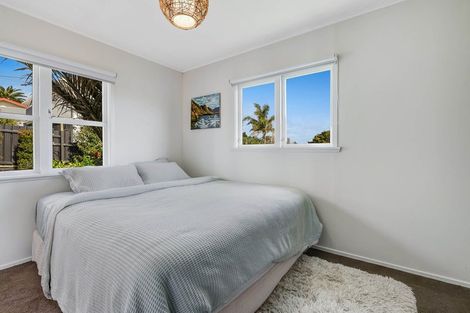 Photo of property in 30 Foster Crescent, Snells Beach, 0920