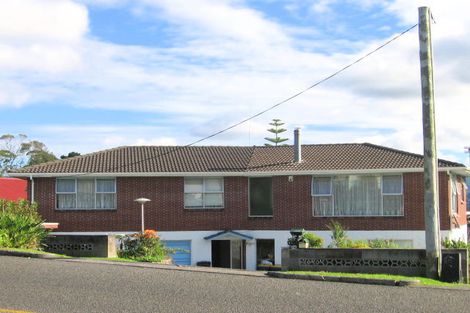 Photo of property in 270 Great North Road, Henderson, Auckland, 0612