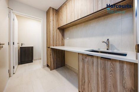 Photo of property in 18 Aeronautic Road, Takanini, 2112