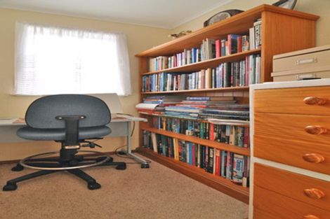 Photo of property in 15 Balfour Crescent, Riverlea, Hamilton, 3216