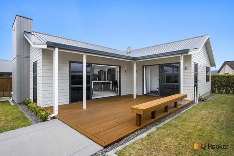 Photo of property in 23 Surfers Avenue, Waihi Beach, 3611