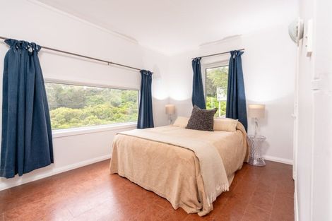 Photo of property in 2/72 Homebush Road, Khandallah, Wellington, 6035