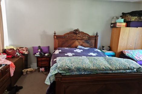 Photo of property in 10 Kiriwai Road, Paremata, Porirua, 5024