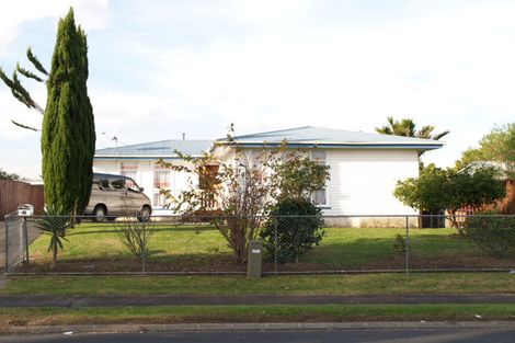 Photo of property in 96 Chelburn Crescent, Mangere East, Auckland, 2024
