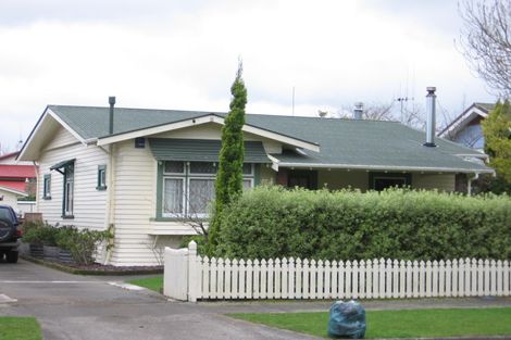 Photo of property in 33 Milverton Avenue, Hokowhitu, Palmerston North, 4410