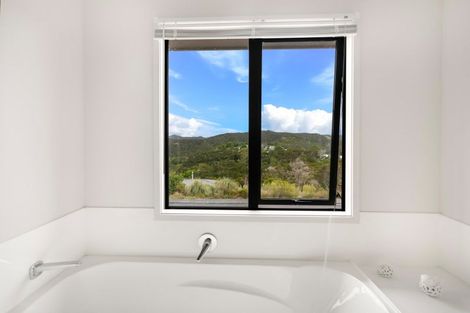 Photo of property in 24 Goffe Drive, Haruru, 0204