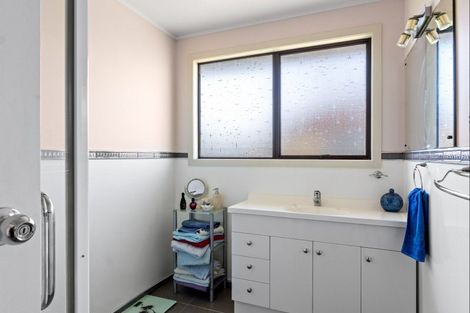 Photo of property in 15 Haldane Street, Elgin, Gisborne, 4010