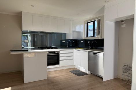 Photo of property in 55a Everglade Drive, Goodwood Heights, Auckland, 2105