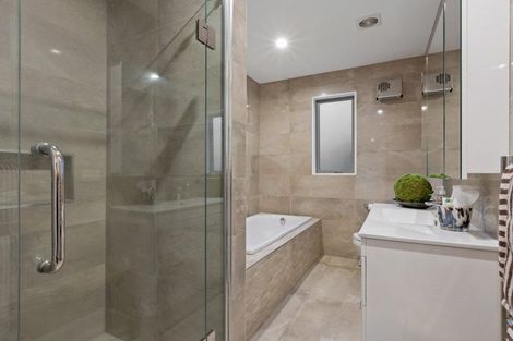 Photo of property in 94c Merivale Lane, Merivale, Christchurch, 8014