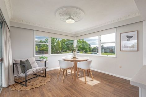 Photo of property in 6 Anaru Place, Awapuni, Palmerston North, 4412