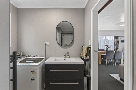 Photo of property in 85 Fulford Street, New Plymouth, 4310