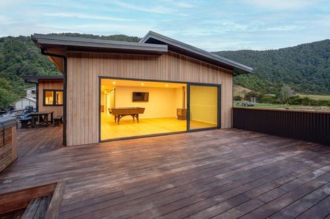 Photo of property in 30 Matai Street, Duncan Bay, Tennyson Inlet, 7195