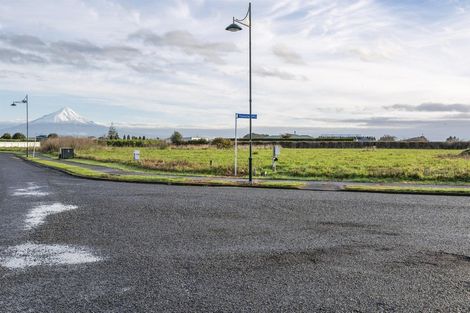 Photo of property in 28 County Drive, Hawera, 4610