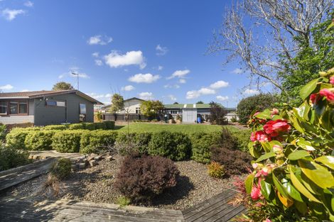 Photo of property in 3 Alma Place, Milson, Palmerston North, 4414