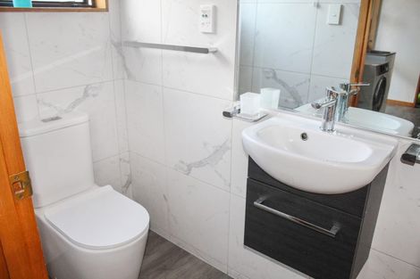 Photo of property in 2 Montgomery Terrace, Hokowhitu, Palmerston North, 4410