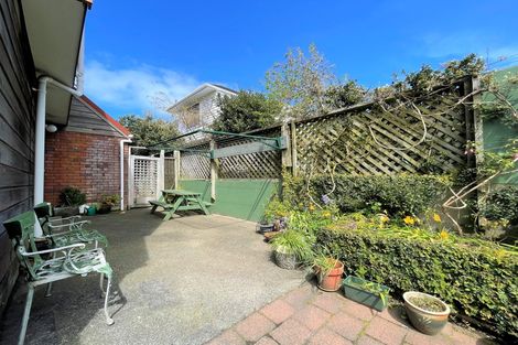 Photo of property in 14b Agra Crescent, Khandallah, Wellington, 6035