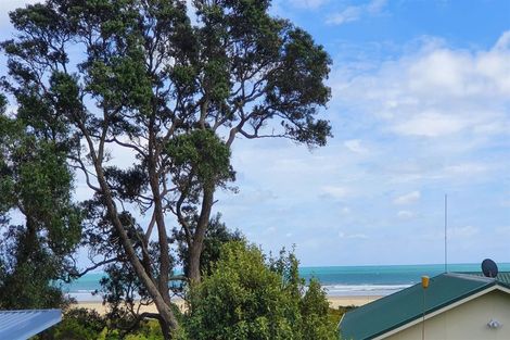 Photo of property in 10 Kakapo Road, Ahipara, Kaitaia, 0481