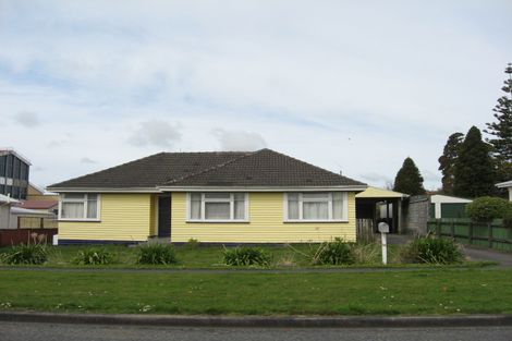 Photo of property in 23 Kahikatea Street, Inglewood, 4330