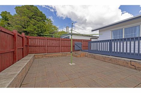 Photo of property in 2 Glendene Avenue, Glendene, Auckland, 0602