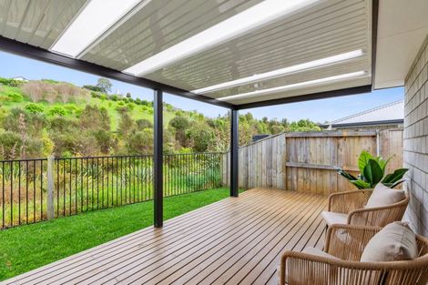 Photo of property in 30a Pakanga Grove, Pyes Pa, Tauranga, 3112