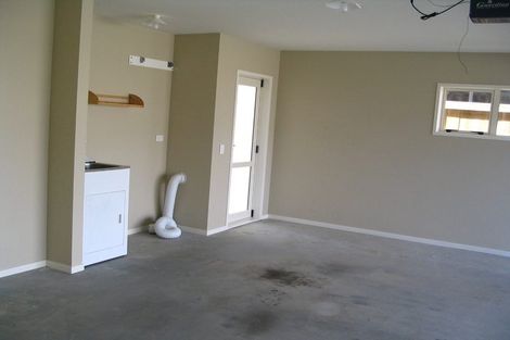 Photo of property in 4 Heidi Crescent, Flat Bush, Auckland, 2016