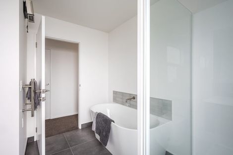 Photo of property in 14 Burdon Loop, Lake Hawea, 9382
