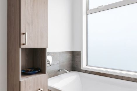 Photo of property in 61 Margaret Drive, Omokoroa, 3114