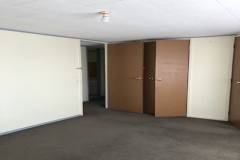 Photo of property in 32a Roseman Avenue, Mount Roskill, Auckland, 1041