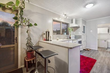 Photo of property in 376 Malfroy Road, Pomare, Rotorua, 3015