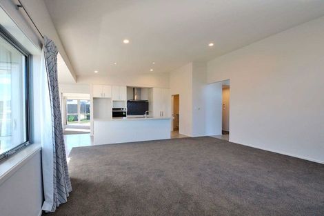 Photo of property in 27 Prestons Park Drive, Marshland, Christchurch, 8083