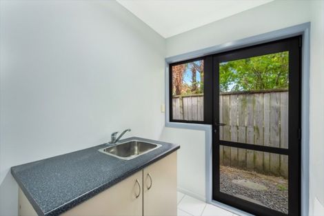 Photo of property in 3 Finchley Place, Hamilton East, Hamilton, 3216