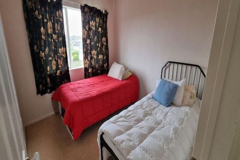 Photo of property in 192a Botany Road, Botany Downs, Auckland, 2010