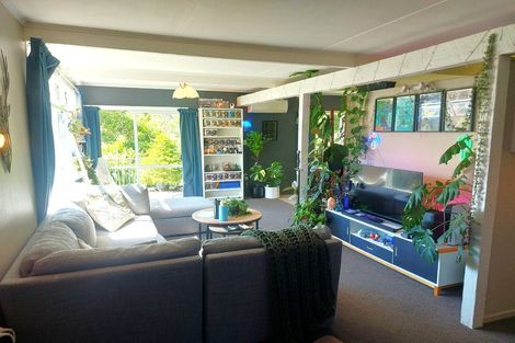 Photo of property in 32 Holborn Drive, Stokes Valley, Lower Hutt, 5019