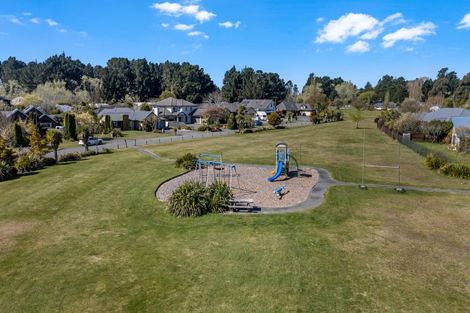 Photo of property in 29 Hemingway Place, Spencerville, Christchurch, 8083