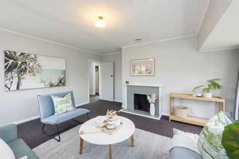 Photo of property in 6 Tilbury Avenue, Hokowhitu, Palmerston North, 4410