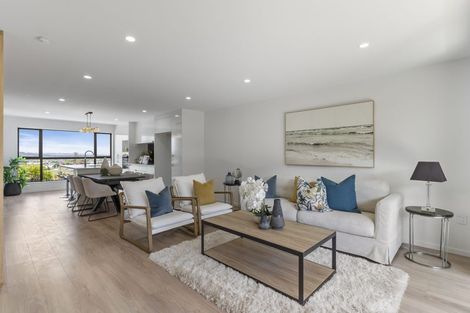 Photo of property in 8c Howe Street, Howick, Auckland, 2014