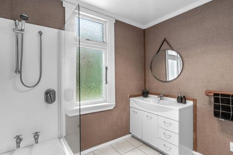 Photo of property in 360 Tay Street, Turnbull Thomson Park, Invercargill, 9810