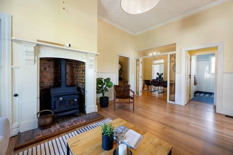 Photo of property in 110 Victoria Street, Cambridge, 3434