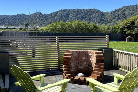 Photo of property in 43 Bright Street, Cobden, Greymouth, 7802